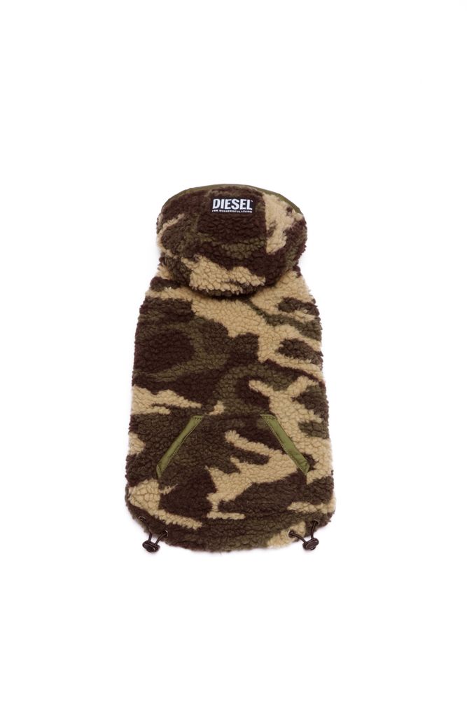 PET-ILITARY