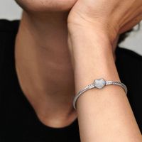 Bracelet Maille Serpent Fermoir Cœur Scintillant Pandora Moments