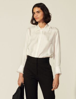 Chemise en soie avec col bordé de plissé