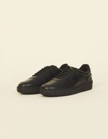 Baskets en cuir