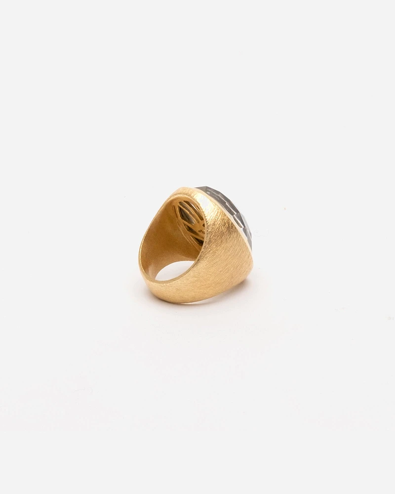 Marzia Statement Ring Mother of Pearl