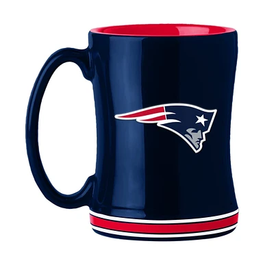 New England Patriots 14 oz. Relief Mug