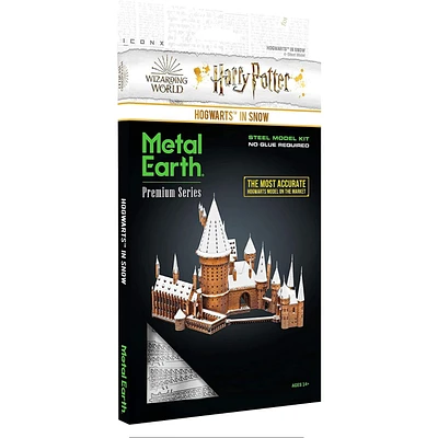 Metal Earth ICONX - Harry Potter Hogwarts Castle in Snow - Steel model kit