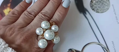 Carolina olivares multi pearl ring