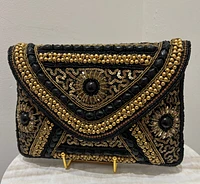 S beaded clutch