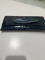 E primium leather clutch