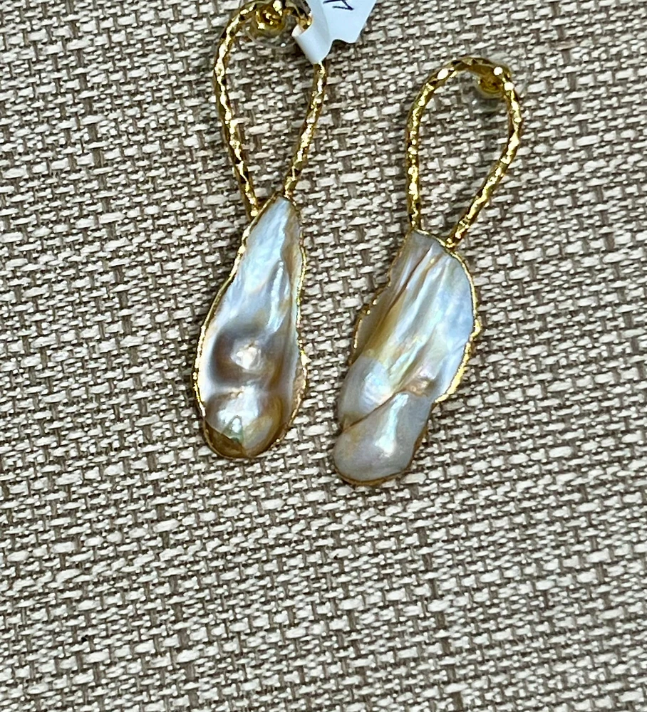 Turquia mother of pearl earings