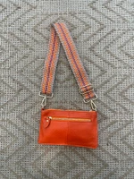 L mini messenger with straps