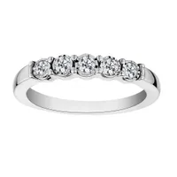 .25 Carat of Diamonds Five Stone Illusion Ring, 10kt White Gold....................NOW