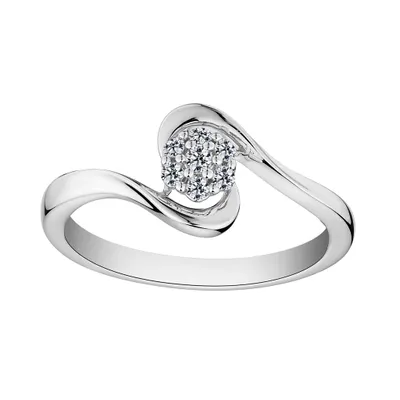 .10 Carat of Diamonds Ring, 10kt White Gold......................NOW