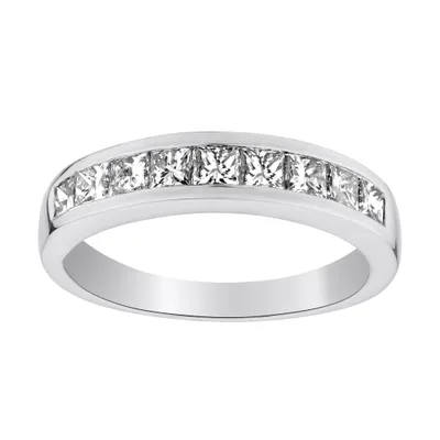 Carat of Diamonds Princess Ring Band