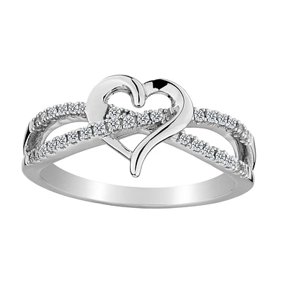 .16 Carat of Diamonds Heart Ring, 10kt White Gold....................NOW