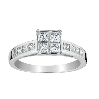 1.00 Carat of Diamonds Princess Cut Design Ring, 10kt White Gold.......................NOW