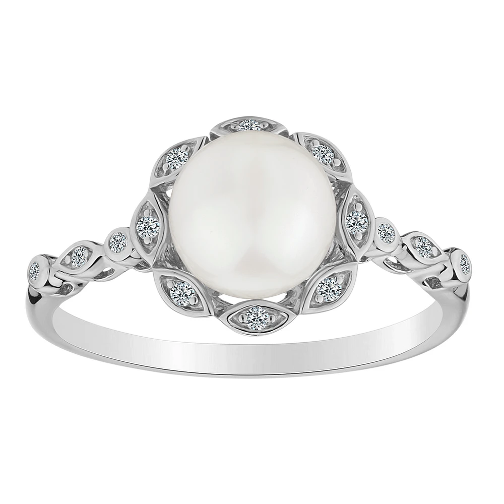 Created White Sapphire & Fresh Water Pearl Ring, Silver.....................NOW