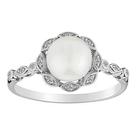 Created White Sapphire & Fresh Water Pearl Ring, Silver.....................NOW