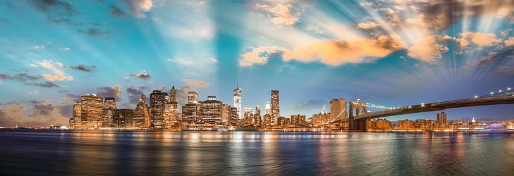 Robert Amar - Sunrays over Brooklyn Bridge, Manhattan