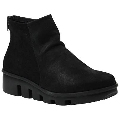 Hadirat Bootie Black