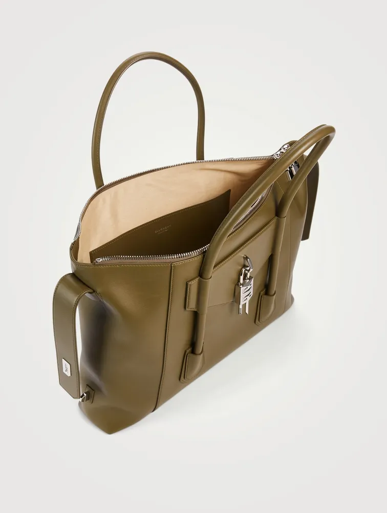 Medium Antigona Soft Leather Bag With Lock