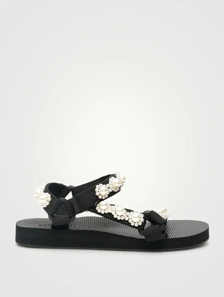 Trekky Sandals With Pearls