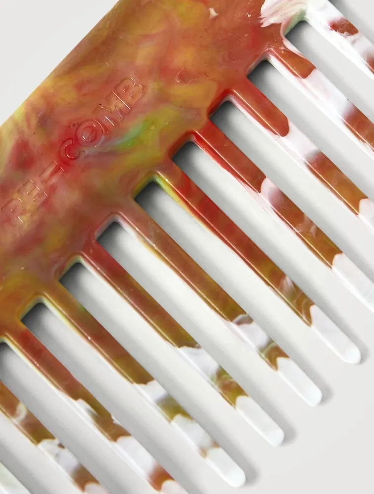 Techno Aquatic Recycled Plastic Comb