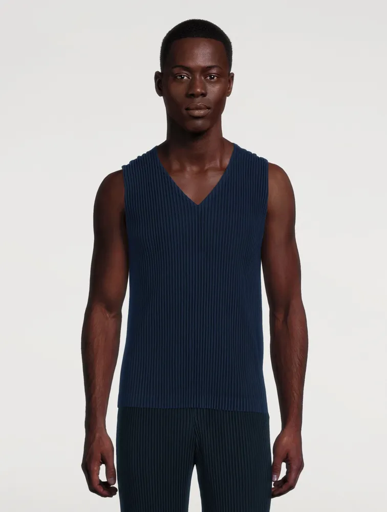 Basics V-Neck Vest