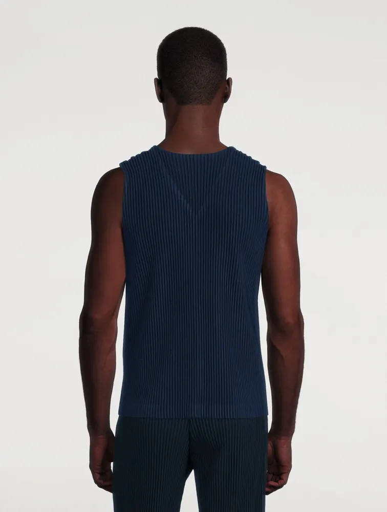 Basics V-Neck Vest