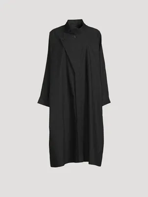 Extra-Wide Sloped Shoulder Raincoat