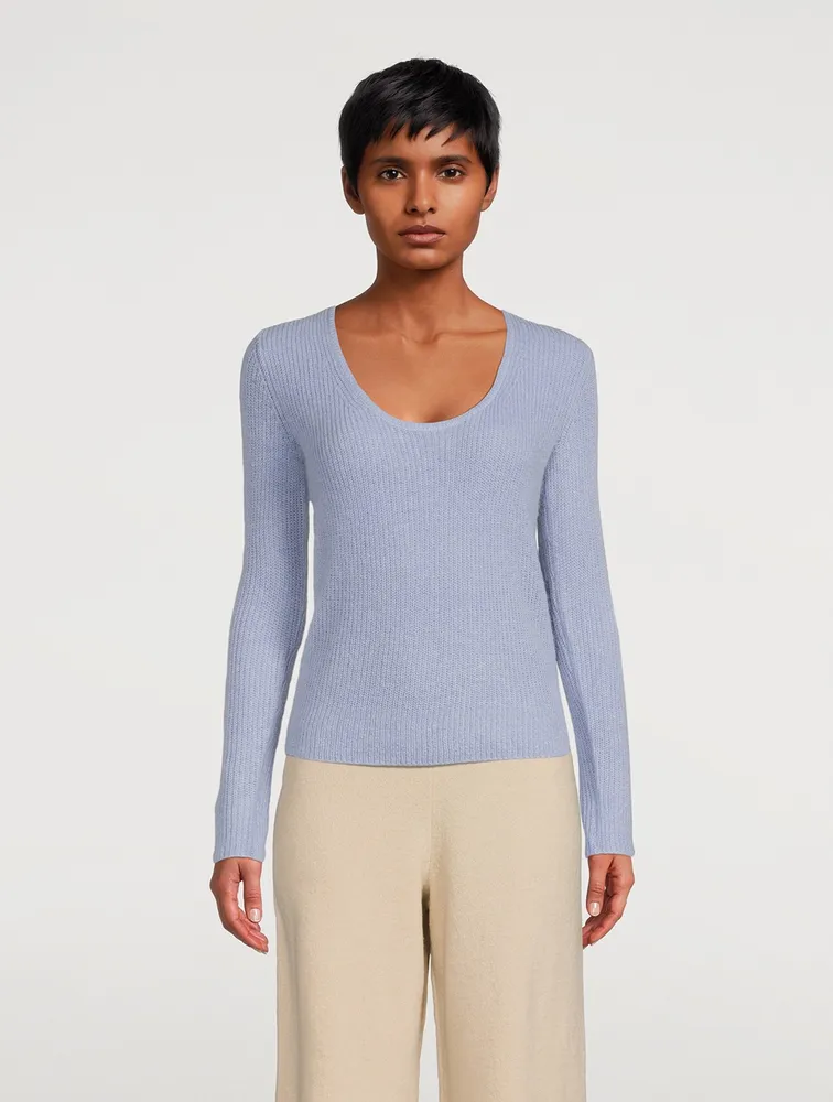 Scoopneck Sweater