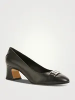 Vara Chain Leather Pumps