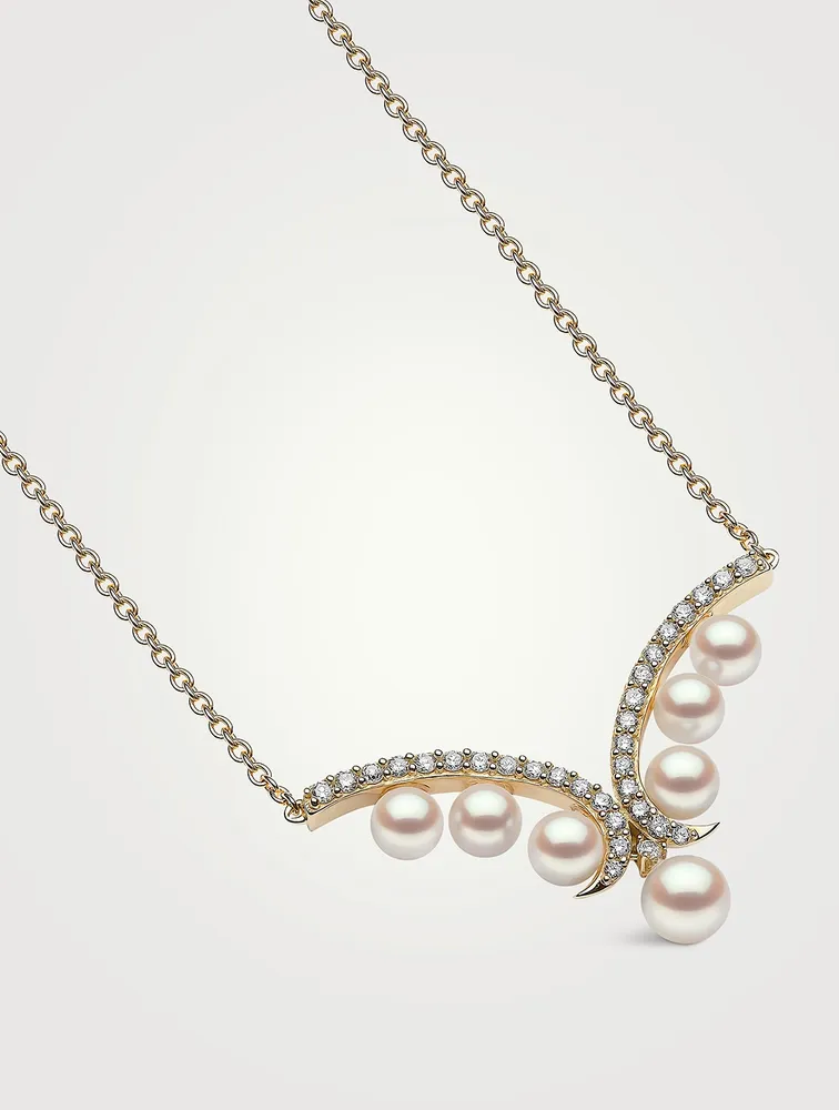 Sleek 18K Gold Akoya Pearl Necklace With Diamonds