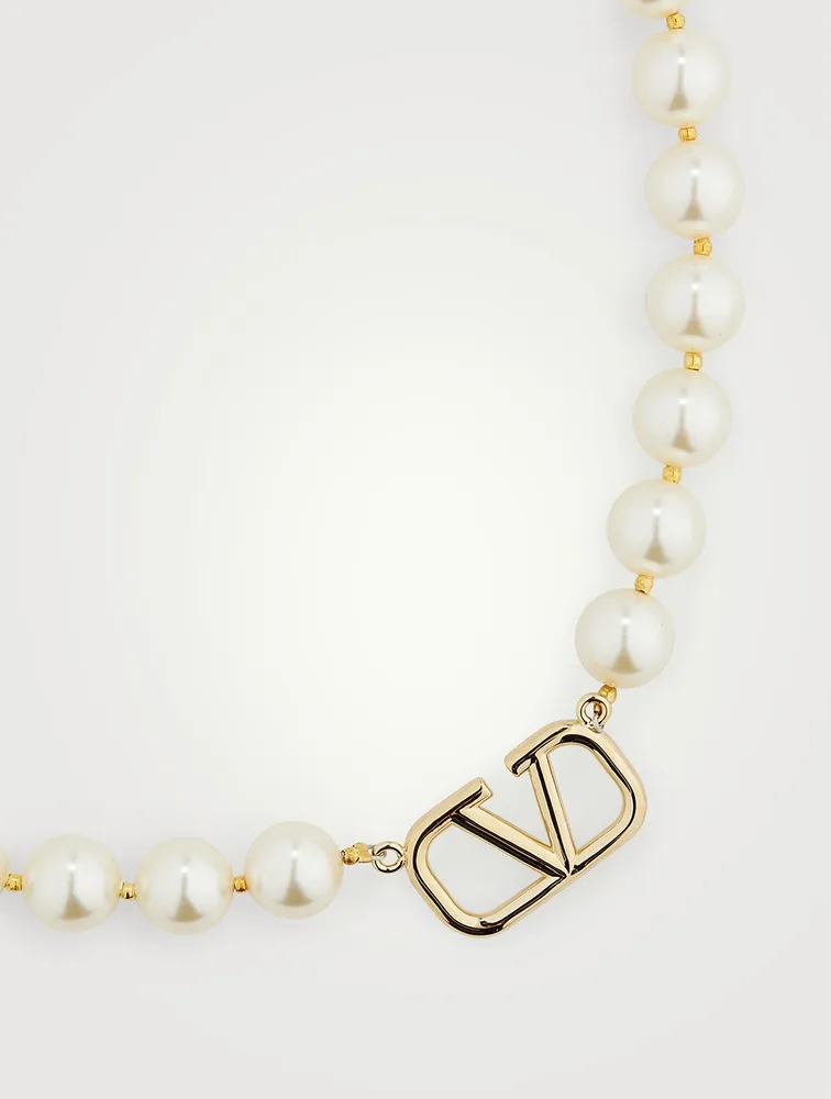 Faux Pearl Necklace With VLOGO