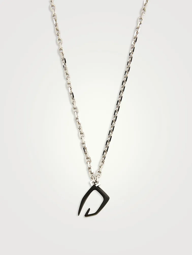 Giv Cut Pendant Necklace