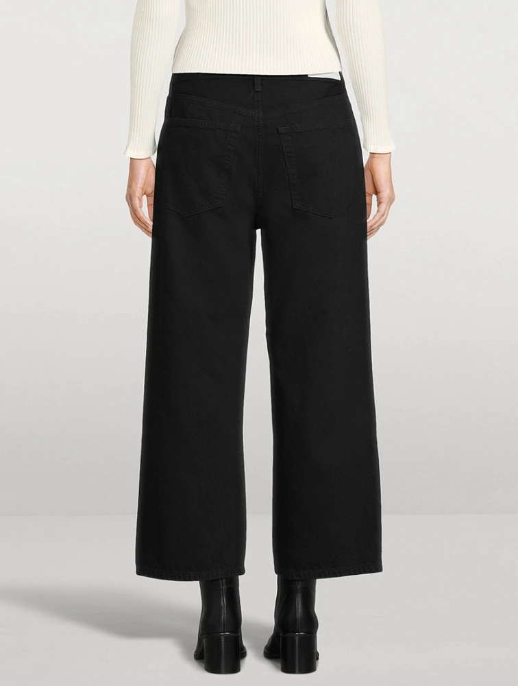 Straight-Leg Cropped Jeans