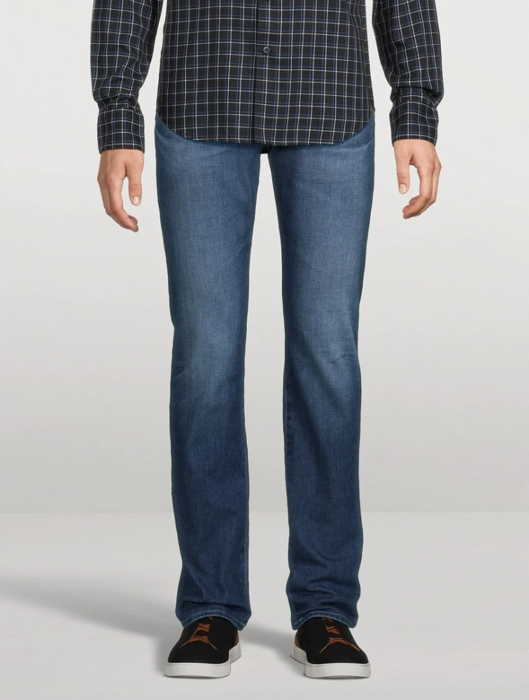 Everett 360° Slim Straight Jeans