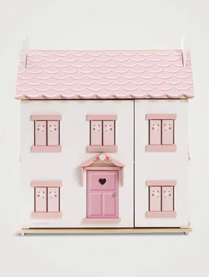 Sophie's Doll House Set