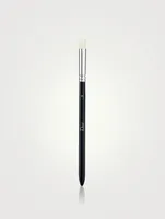 Dior Backstage Large Eyeshadow Blending Brush N° 23