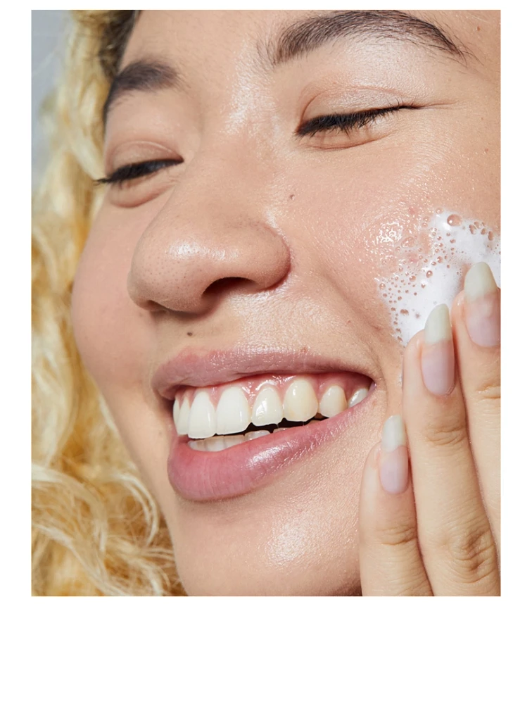 Refresh Papaya + Salicylic Acid Cleanser