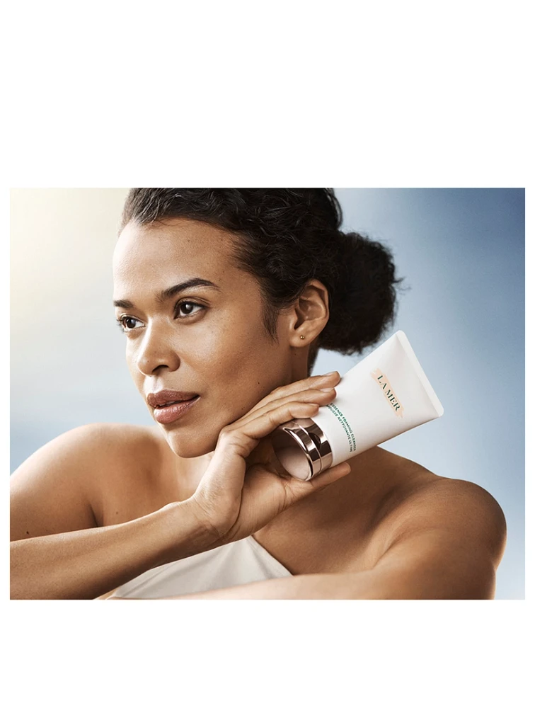 The Essence Foaming Cleanser