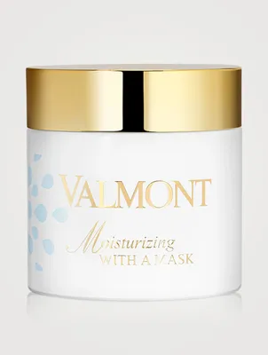 Moisturizing With A Mask - Limited Edition