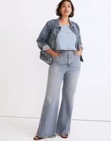 High-Rise Flare Jeans Caine Wash