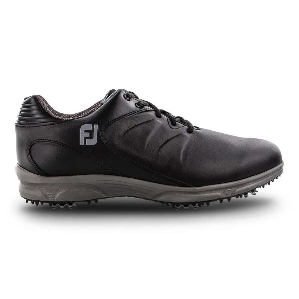 Men's Arc XT Spiked Golf Shoe