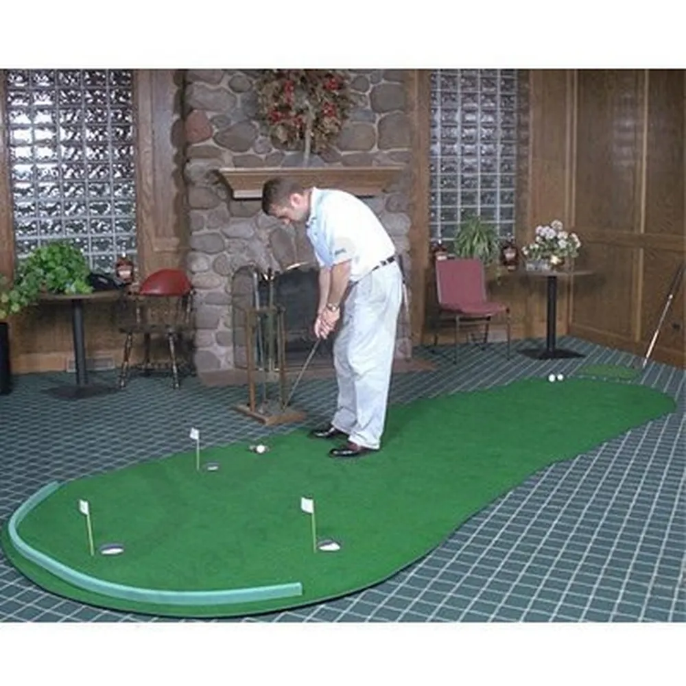 The Admiral 6 x 15 FT Putting Mat