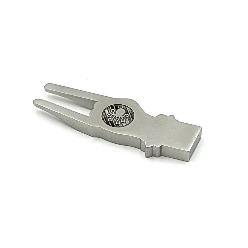 Rocker Divot Tool