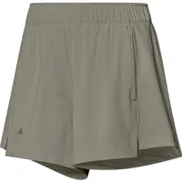 Women's Go-To Short