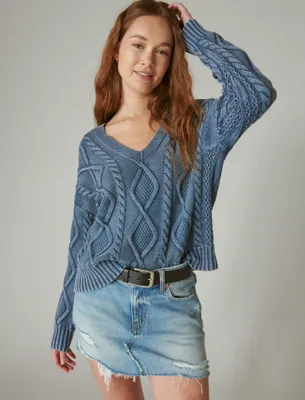 CABLE STITCH V NECK PULLOVER