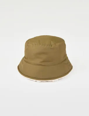 REVERSIBLE NYLON/TEDDY BUCKET HAT