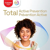 Colgate Total Active Prevention Brosse à Dents Blanchissante, Brosse à Dents Souple 1 ct