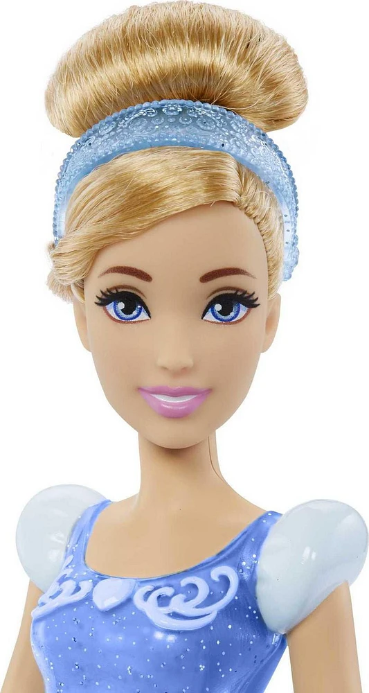 Disney Princess Cinderella Fashion Doll and Accessory, Toy Inspired by the Movie Cinderella, Ages 3+