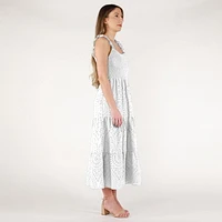 DV Robe longue à corsage smocké en dentelle et œillets