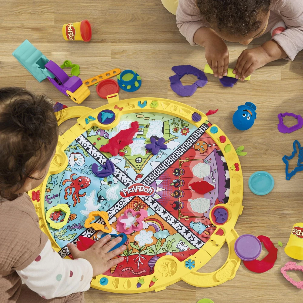 Play-Doh Fold and Go Playmat Starter Playset, Ages 3 and up